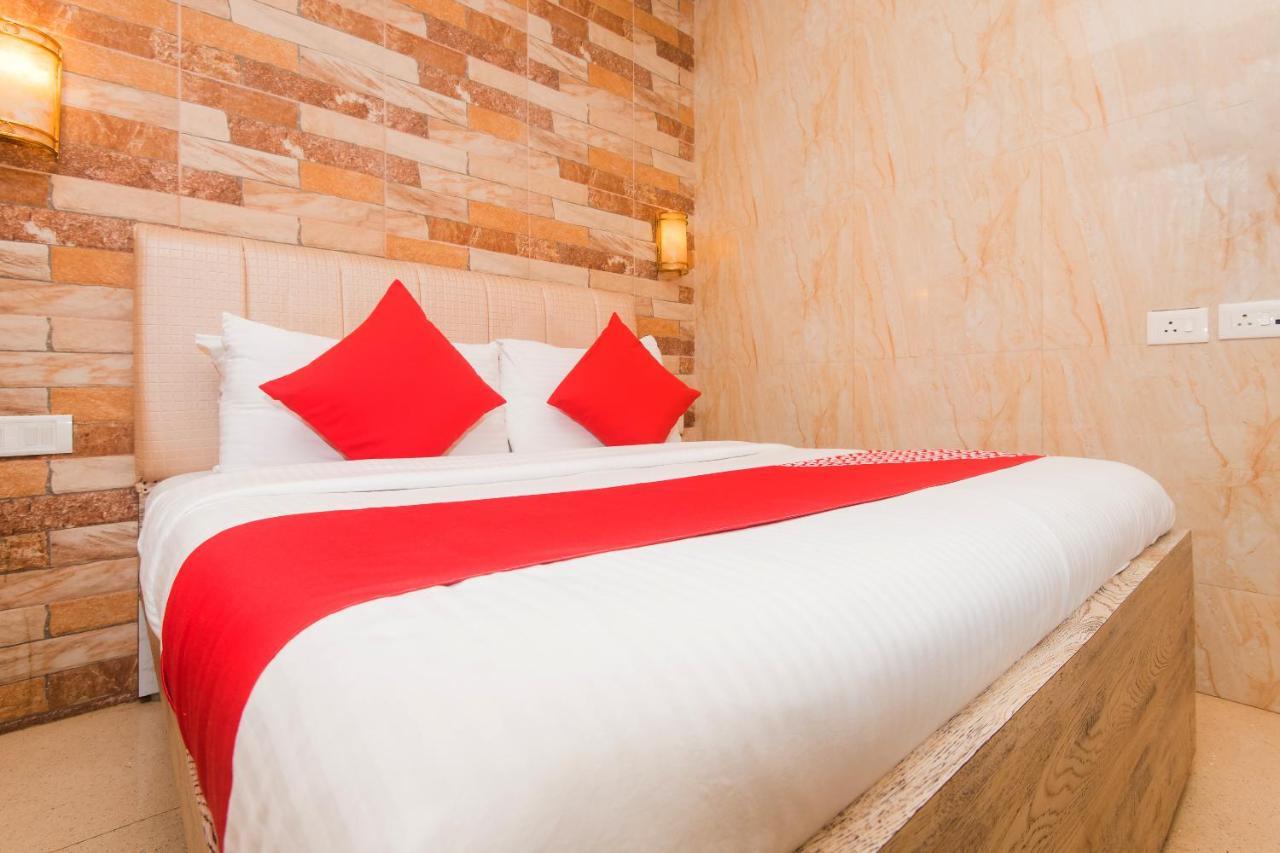 Hotel Oliver, Colaba Bombay Eksteriør billede